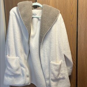 Koolaburra UGG White and Gray Teddy Jacket Soft Cozy Design